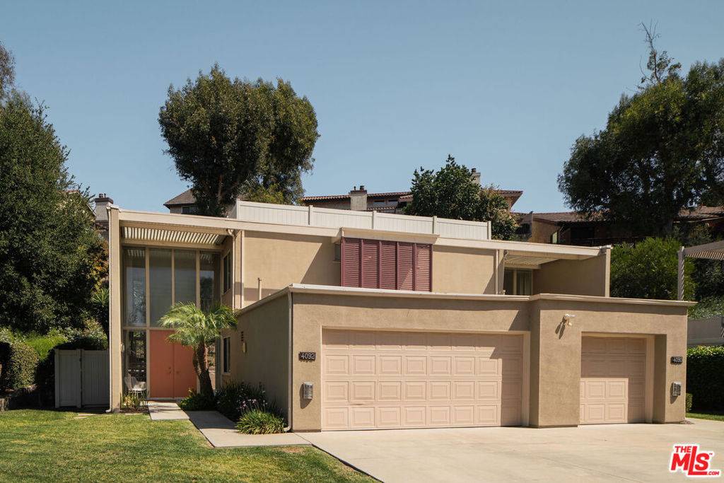 Long Beach, CA 90807,4092 Del Mar Ave