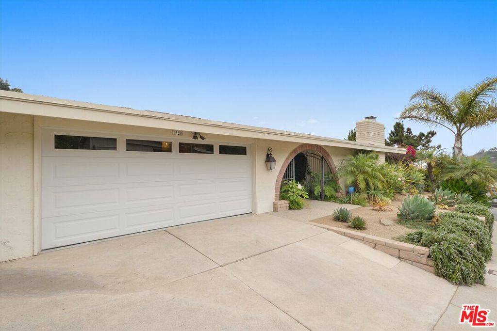 Pacific Palisades, CA 90272,1324 El Hito CIR