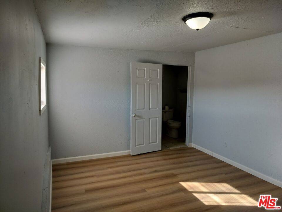 Palmdale, CA 93552,4908 FORT TEJON RD