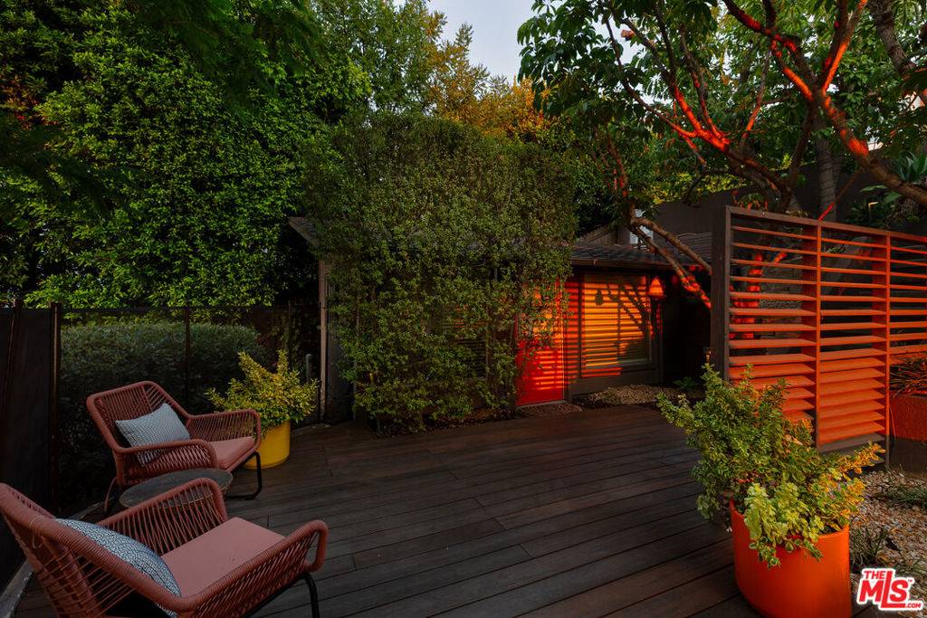 Studio City, CA 91604,3601 Berry DR