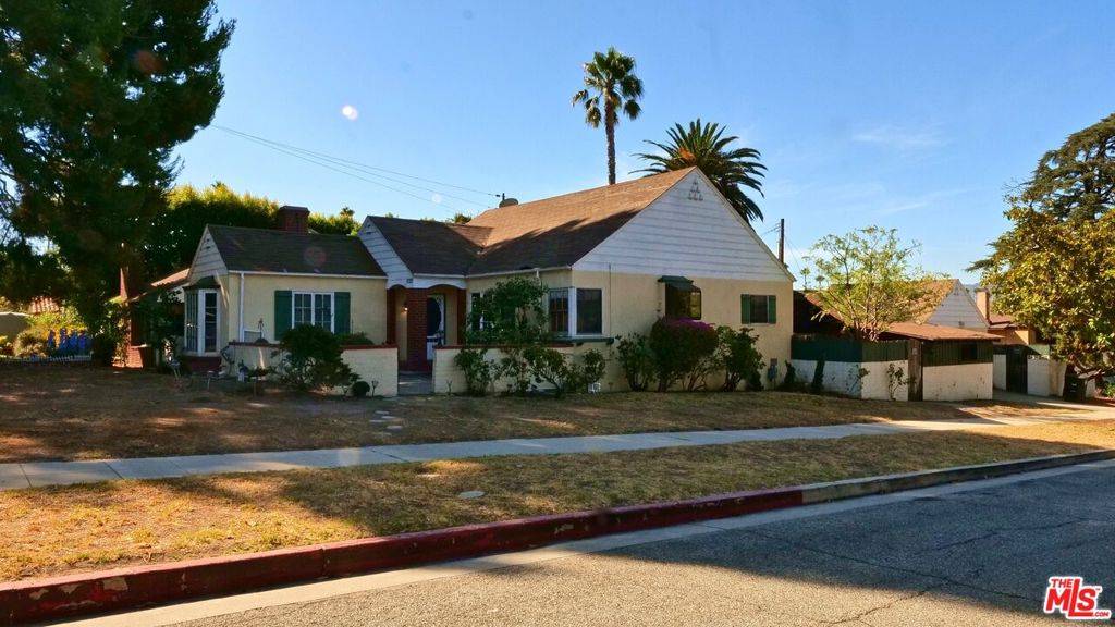 Glendale, CA 91201,1722 Bel Aire DR