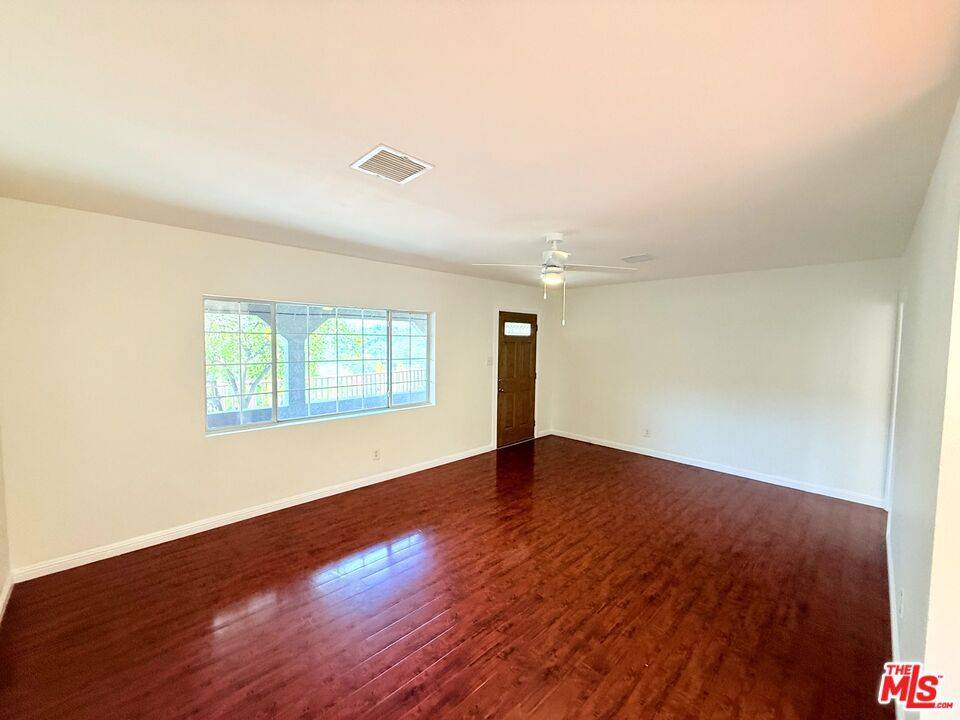 Los Angeles, CA 90032,2723 Ballard ST