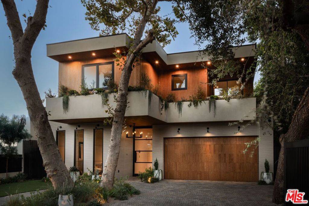 Sherman Oaks, CA 91423,13221 Hesby ST