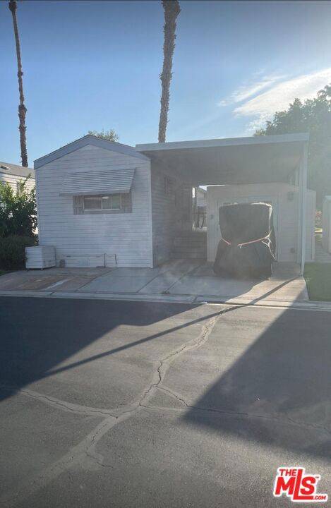 Indio, CA 92203,84136 Avenue 44 #110