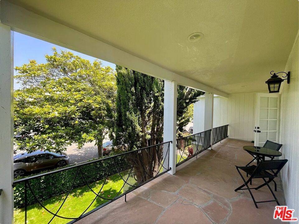 Santa Monica, CA 90401,1212 10th ST #17