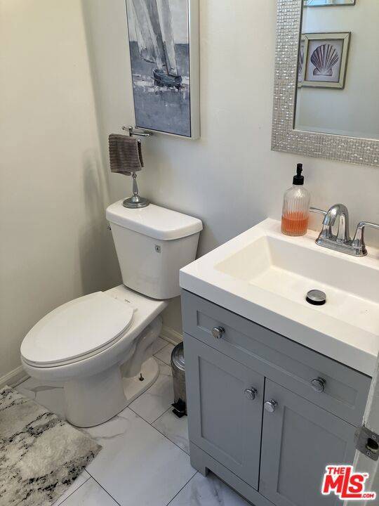 Winnetka, CA 91306,20158 Cohasset ST #10