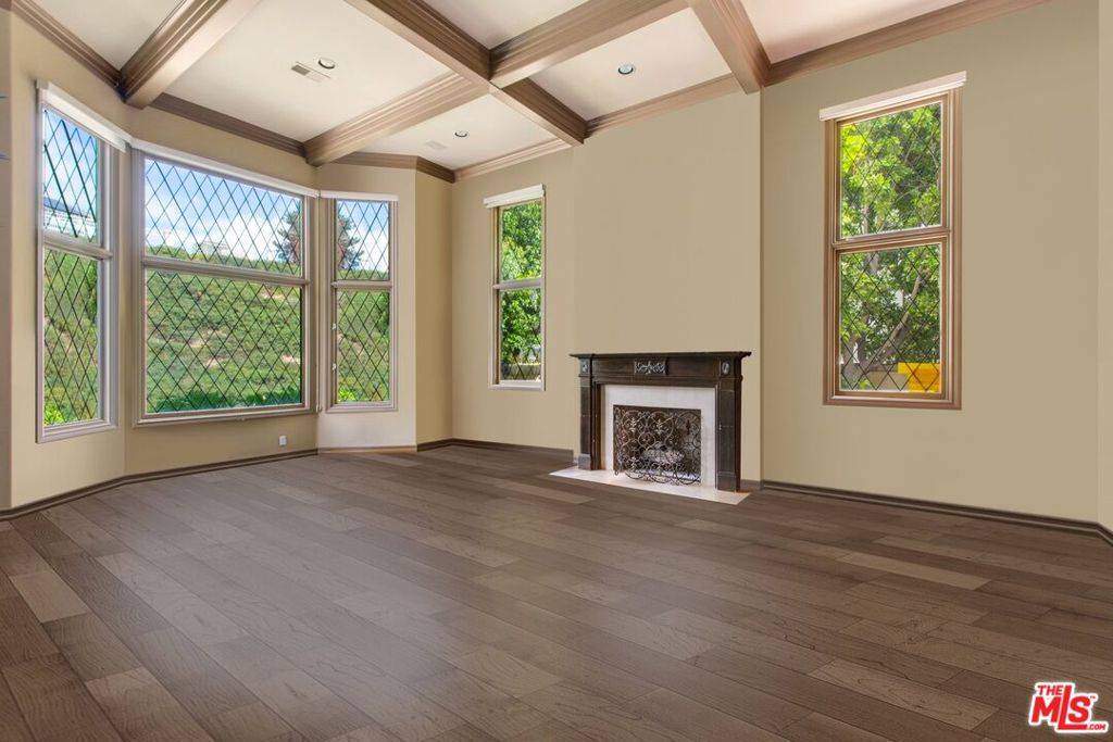 Calabasas, CA 91302,5541 Wellesley DR