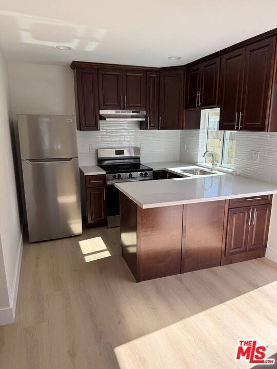 Simi Valley, CA 93065,778 Ashland AVE