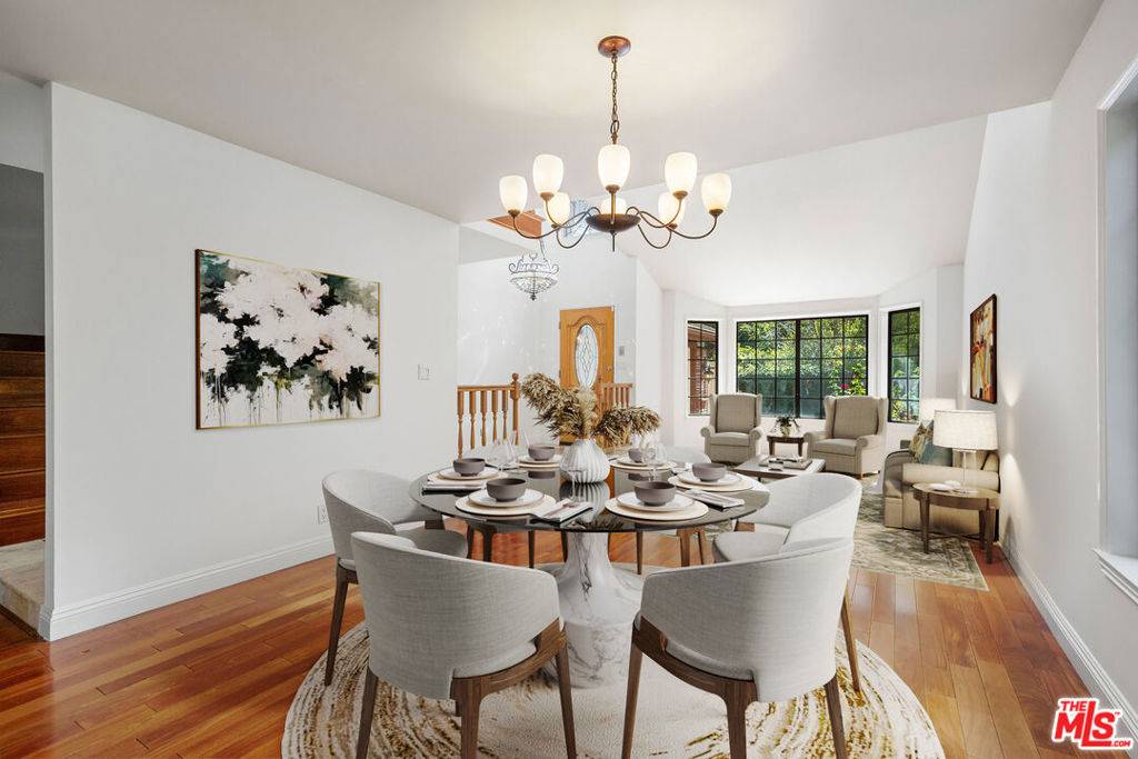 Sherman Oaks, CA 91423,13031 Magnolia BLVD