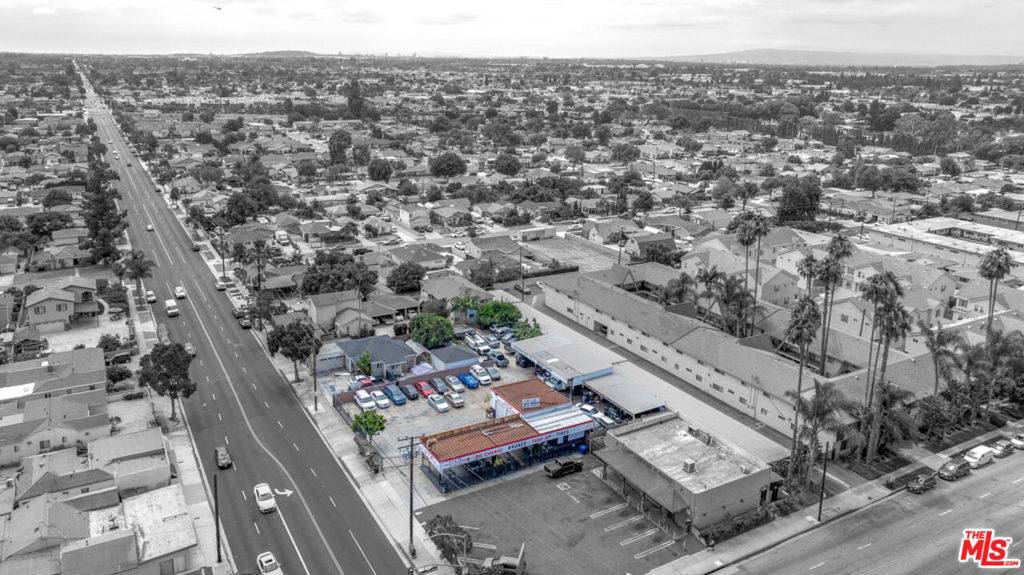 Bellflower, CA 90706,15111 Clark AVE