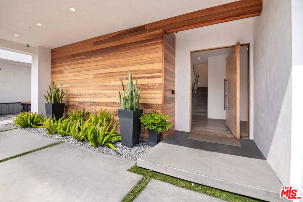 Venice, CA 90291,516 Vernon AVE