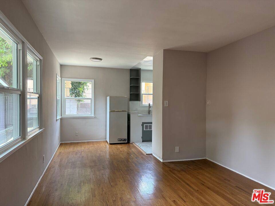 West Hollywood, CA 90046,1159 N Genesee AVE