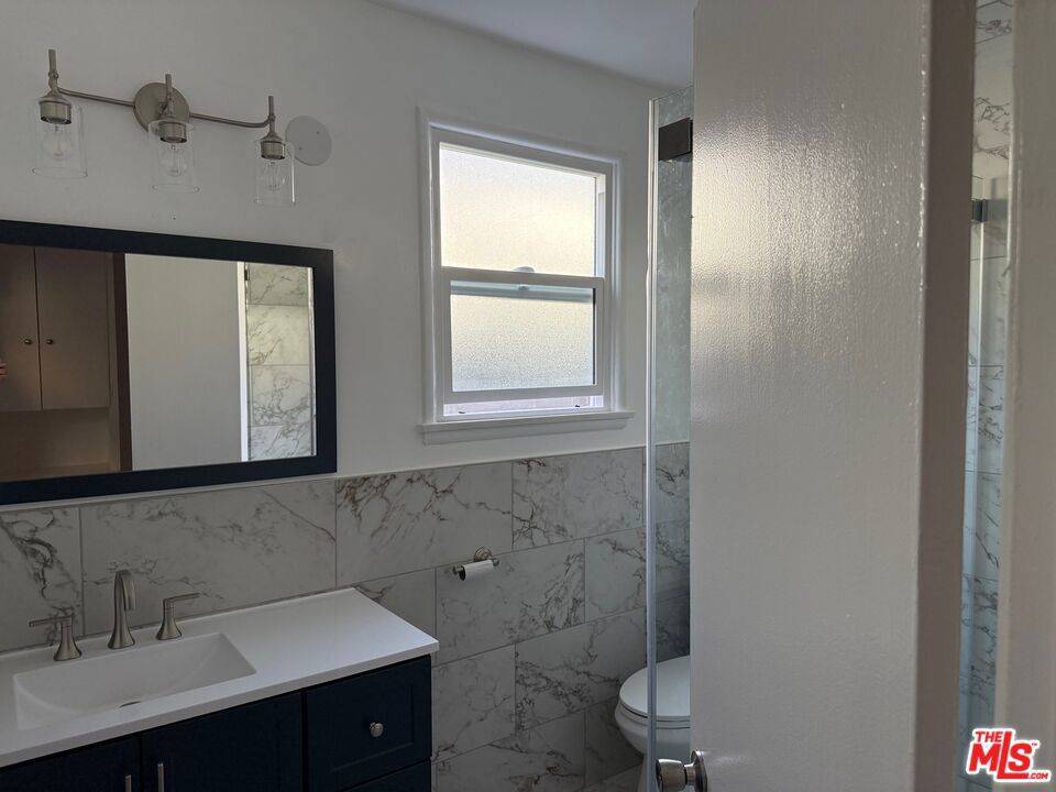West Hollywood, CA 90046,1159 N Genesee AVE