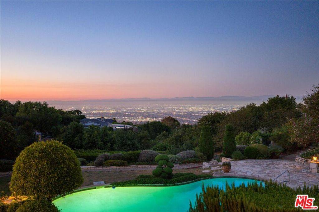 Rolling Hills, CA 90274,19 Caballeros RD
