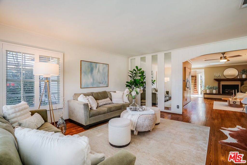 Los Angeles, CA 90064,11516 Clarkson RD