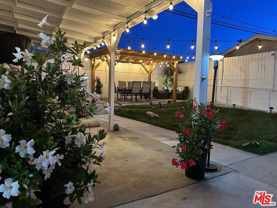 Torrance, CA 90502,1060 W 210th ST