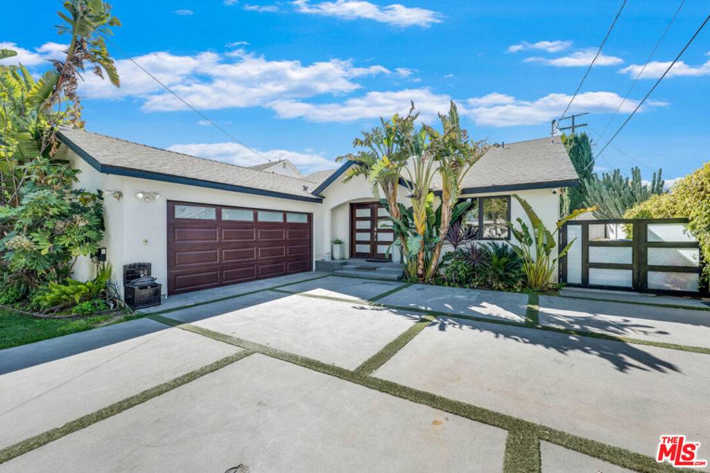 Woodland Hills, CA 91367,22742 Sylvan ST