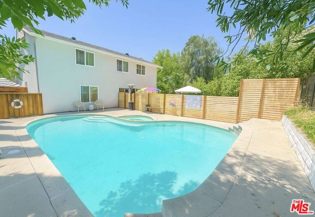 Agoura Hills, CA 91301,3952 Patrick Henry PL