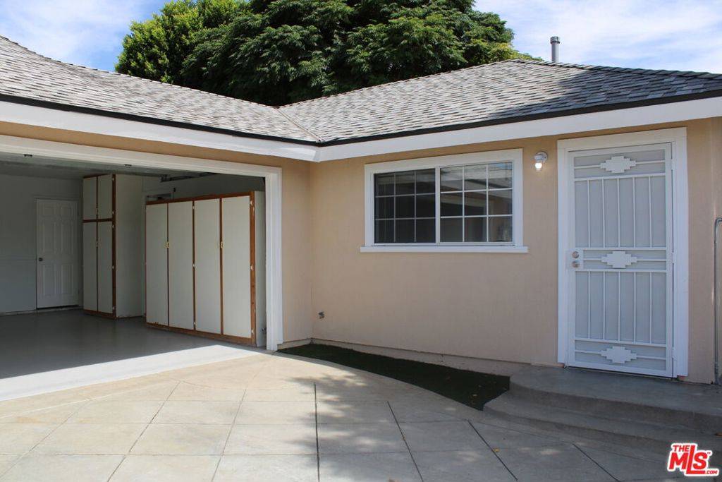 San Fernando, CA 91340,1402 Celis ST