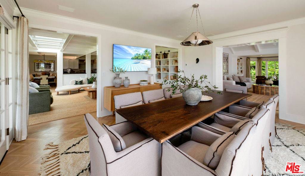 Pacific Palisades, CA 90272,521 Spoleto DR