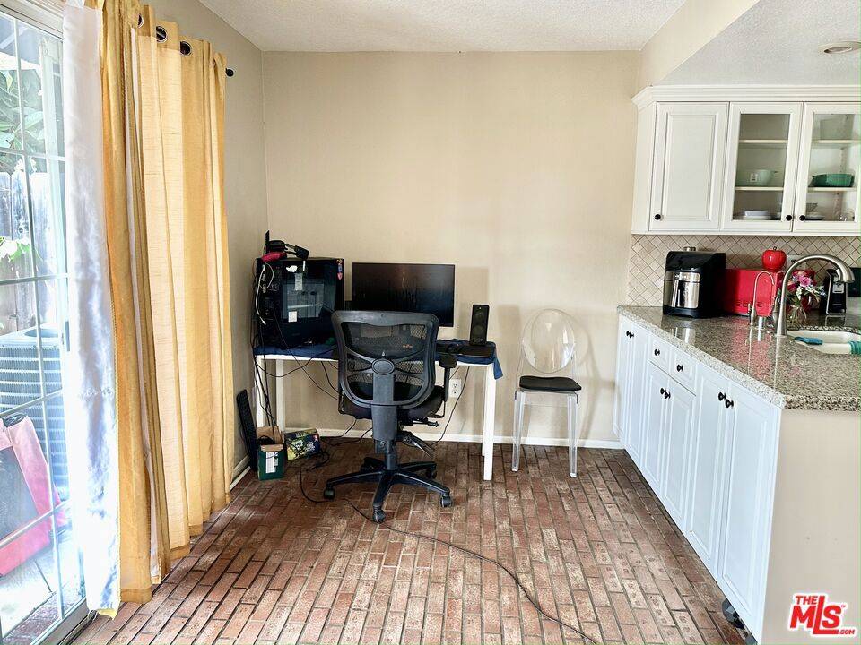 Covina, CA 91722,814 W Grondahl ST #A