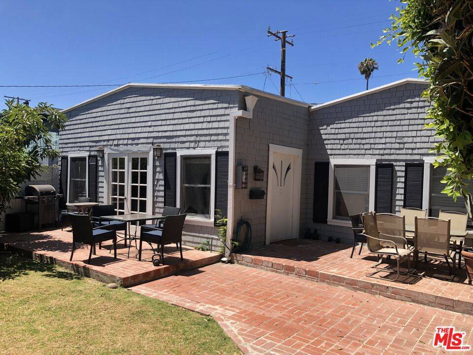 Santa Monica, CA 90404,1444 Yale ST