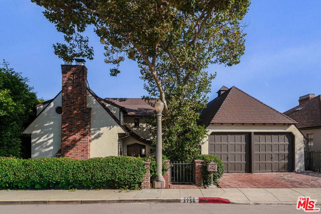 Los Angeles, CA 90027,3756 Effingham PL