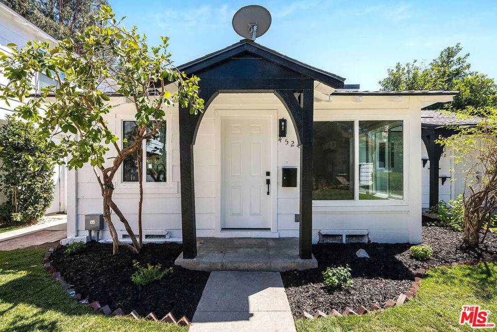 Valley Village, CA 91607,4524 Laurel Canyon BLVD