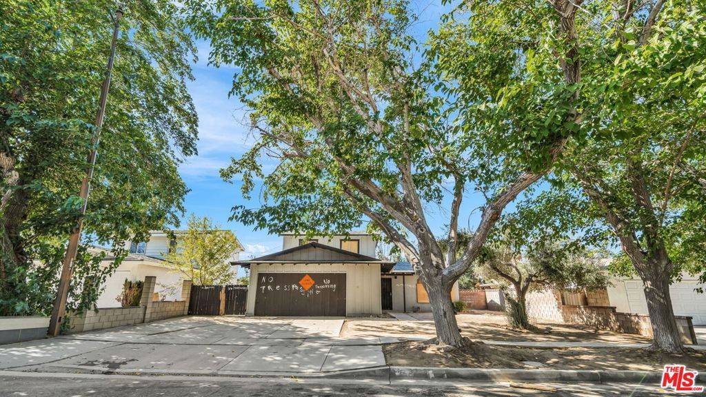 Lancaster, CA 93535,836 E Pillsbury ST