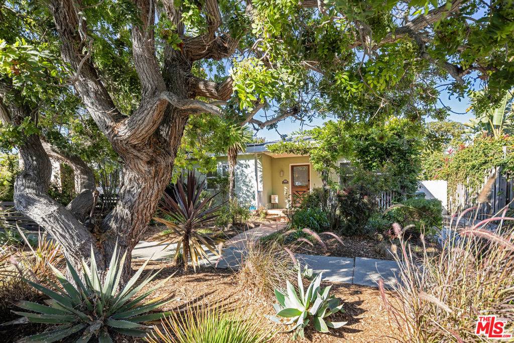 Venice, CA 90291,2808 Clune AVE