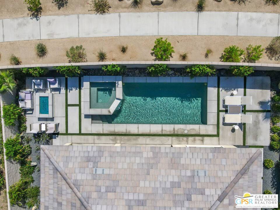 Rancho Mirage, CA 92270,76 Claret