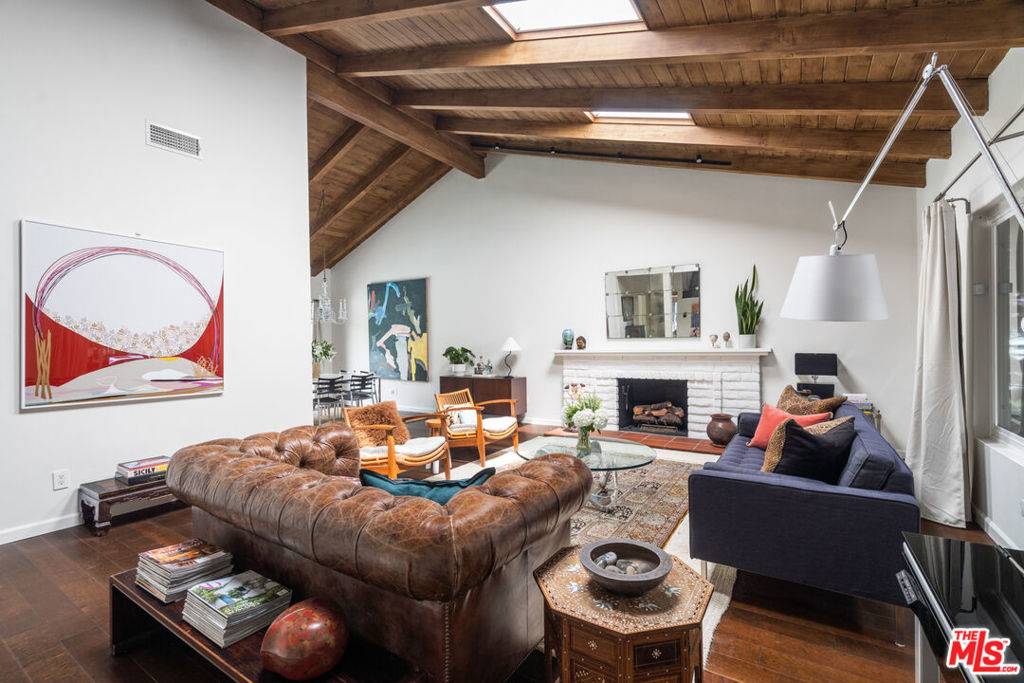 Sherman Oaks, CA 91401,5481 Katherine AVE