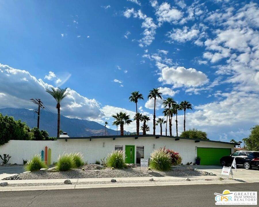 Palm Springs, CA 92262,695 N Monterey RD