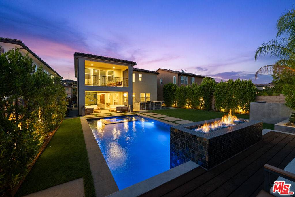 Santa Clarita, CA 91350,18952 Lauren LN
