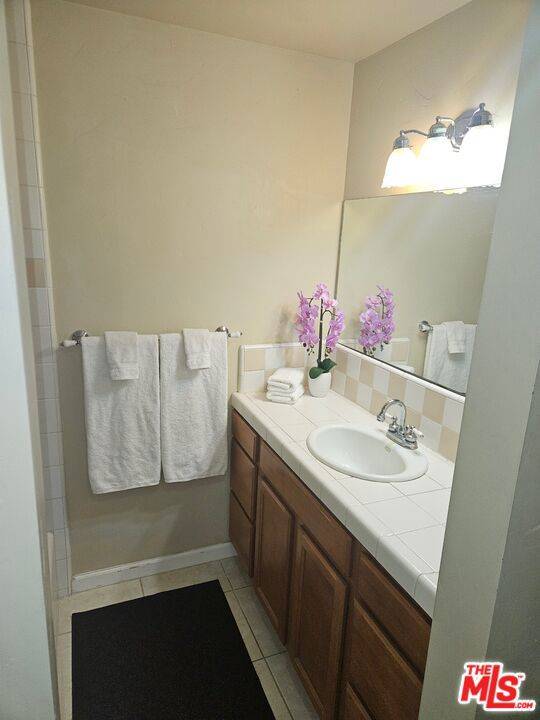 Palm Springs, CA 92264,541 S Calle Amigos