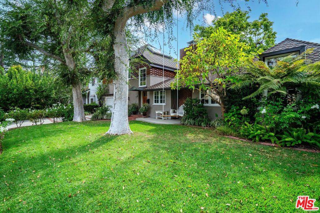 Valley Village, CA 91607,5013 Bellaire AVE