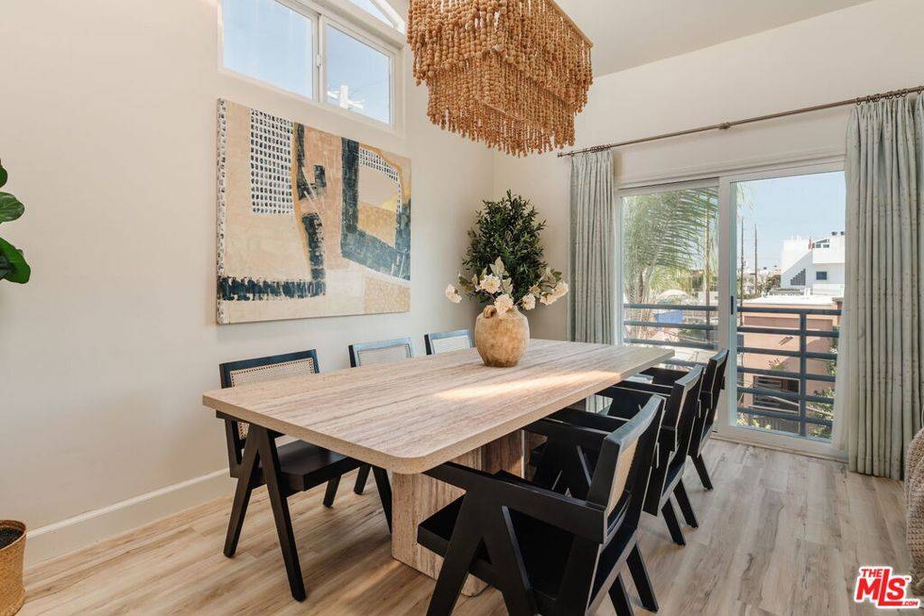 Marina Del Rey, CA 90292,131 Galleon ST #2