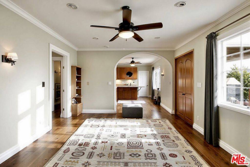 Pomona, CA 91768,1350 Ballerina PL