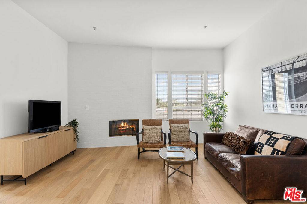 Studio City, CA 91602,4180 Fair AVE #5