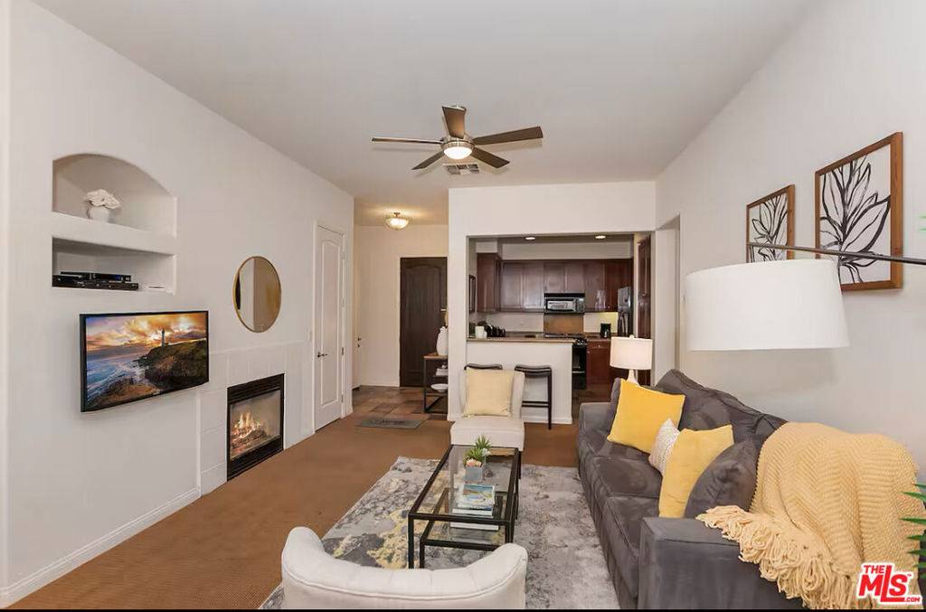 La Quinta, CA 92253,48573 Classic DR