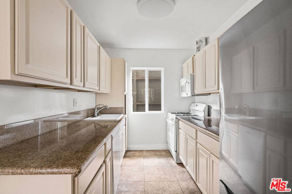 Venice, CA 90291,616 Vernon AVE #1