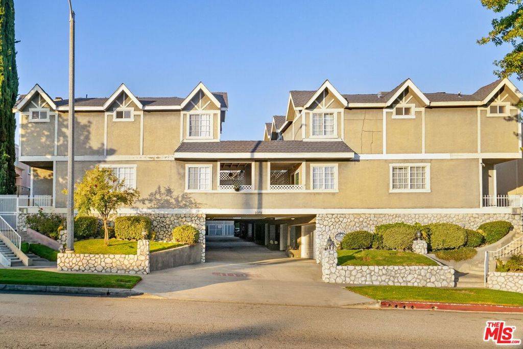 Montrose, CA 91020,2231 Montrose AVE #2