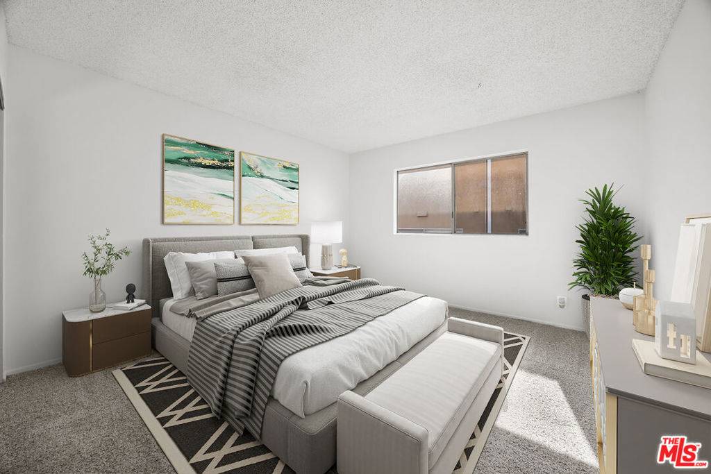 Encino, CA 91316,5400 Newcastle AVE #66