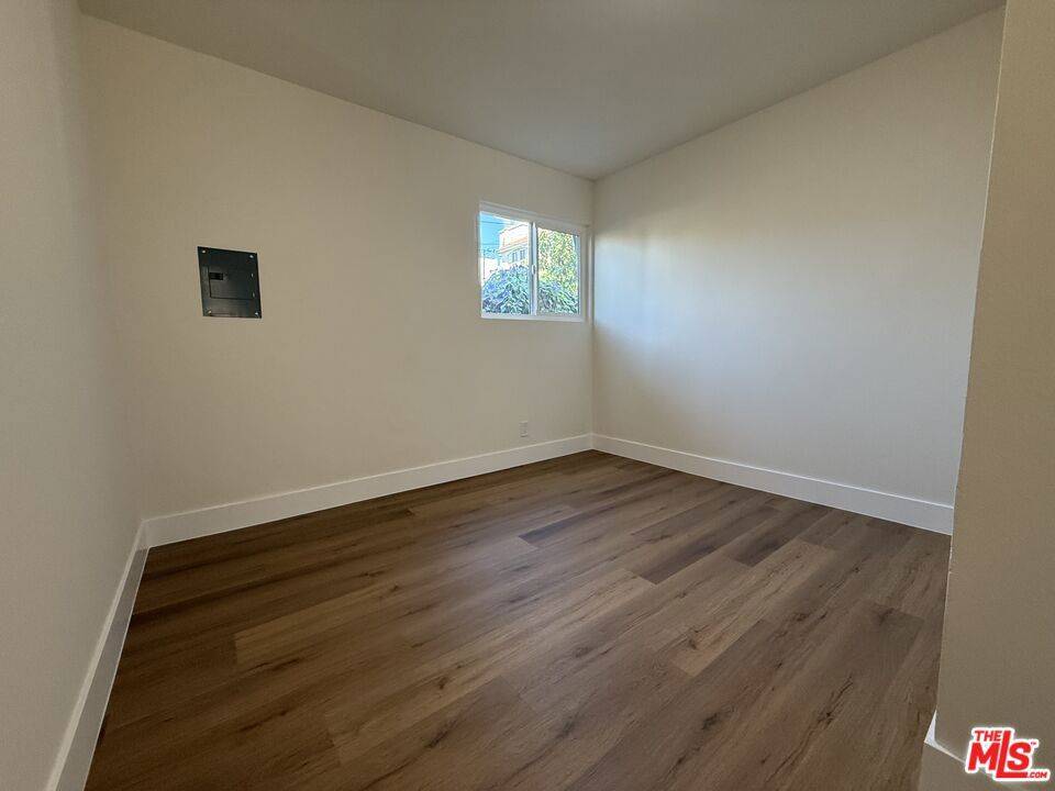 Long Beach, CA 90813,1716 Locust AVE #4