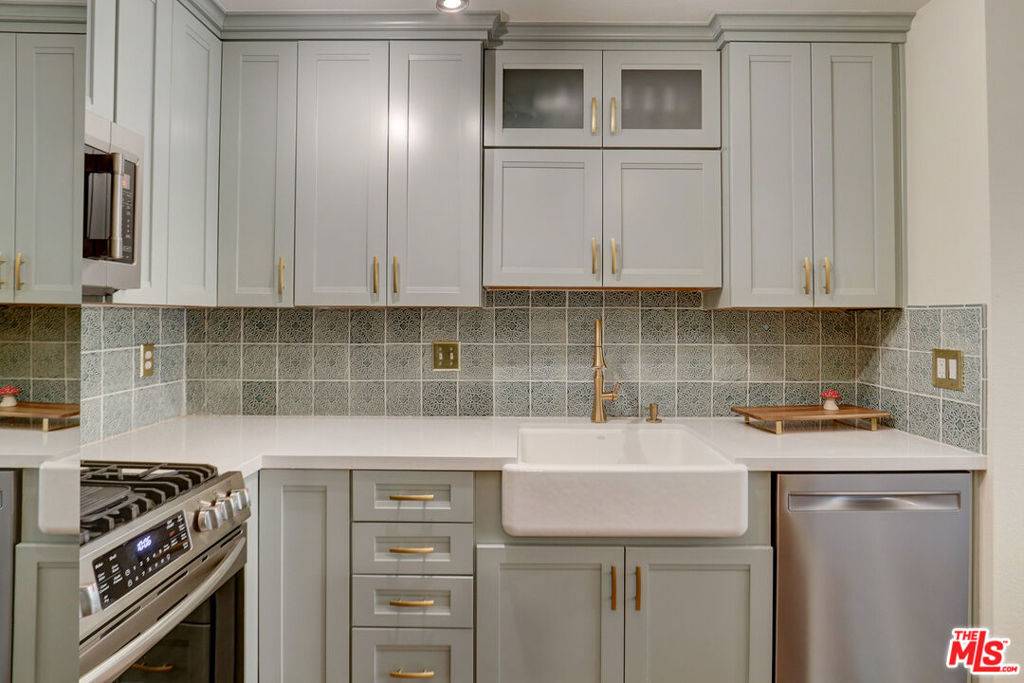 Ventura, CA 93003,1251 San Simeon CT #7