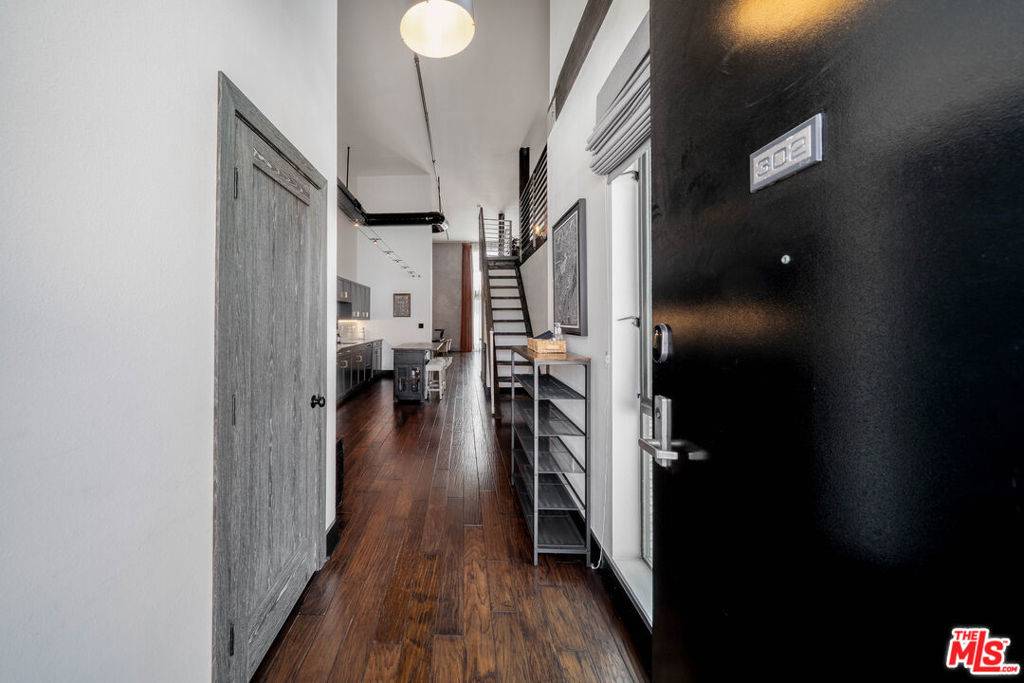 Marina Del Rey, CA 90292,4115 Glencoe AVE #302