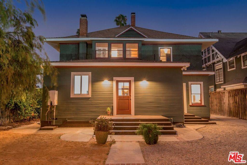 Los Angeles, CA 90018,2057 S Oxford AVE