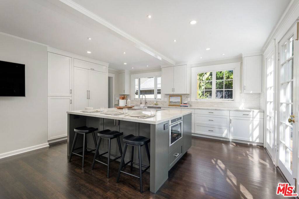 Santa Barbara, CA 93101,115 E Pedregosa ST