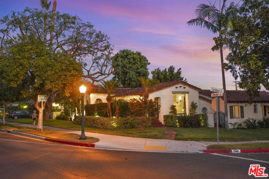 Glendale, CA 91207,1148 Cordova AVE