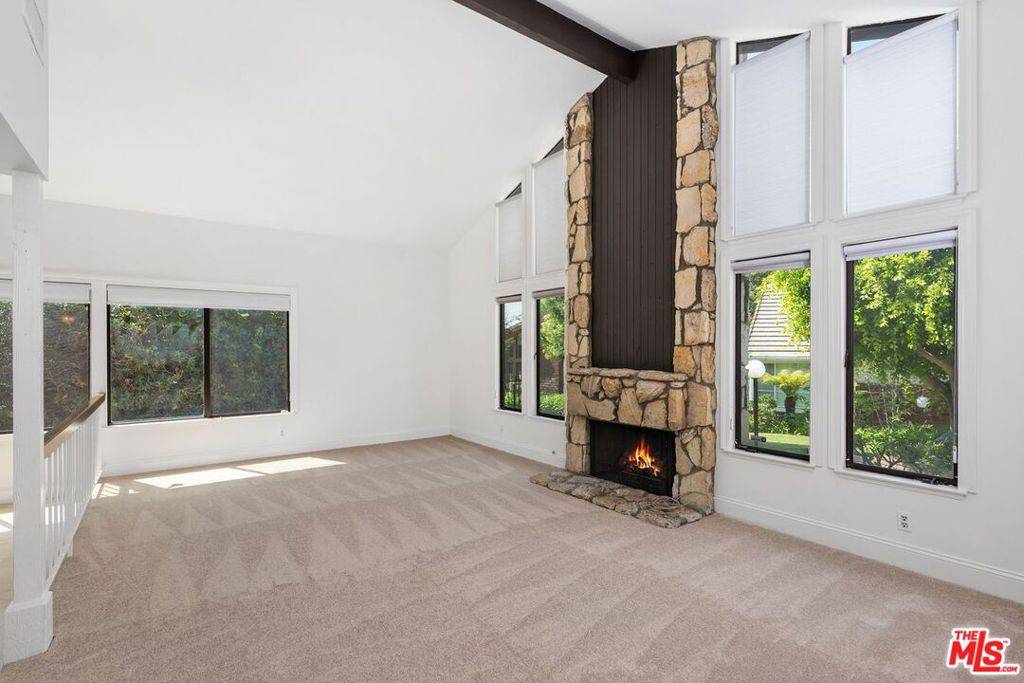 Pacific Palisades, CA 90272,1347 Avenida De Cortez